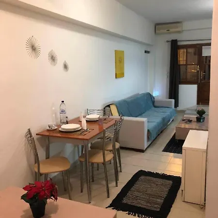 νησιωτικο στυλ διαμερισμα στο κεντρο --island Style-traditional 公寓 *